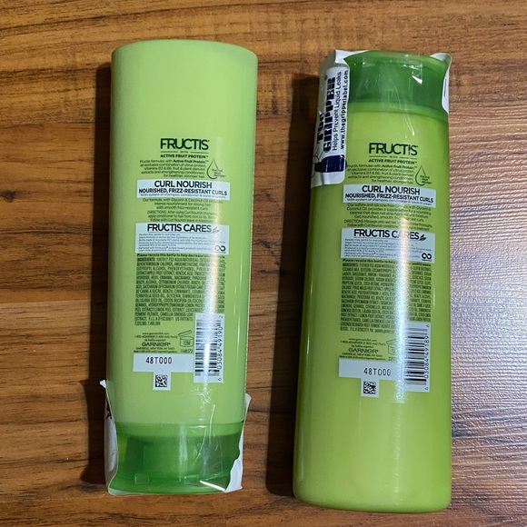 Garnier Fructis Curl Nourish Fortifying Shampoo and Conditioner (New) - Picture 3 of 15